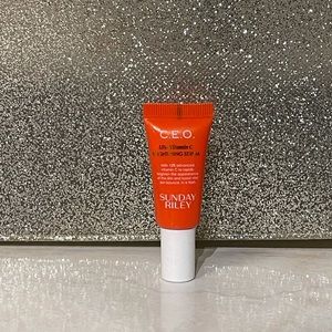 5 for $25 item 🌺 Mini Sunday Riley CEO Vitamin C Brightening Serum
